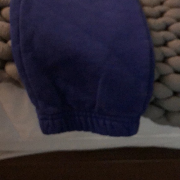 Beautiful blue, thick, comfortable, talentless sweats! - Picture 6 of 7